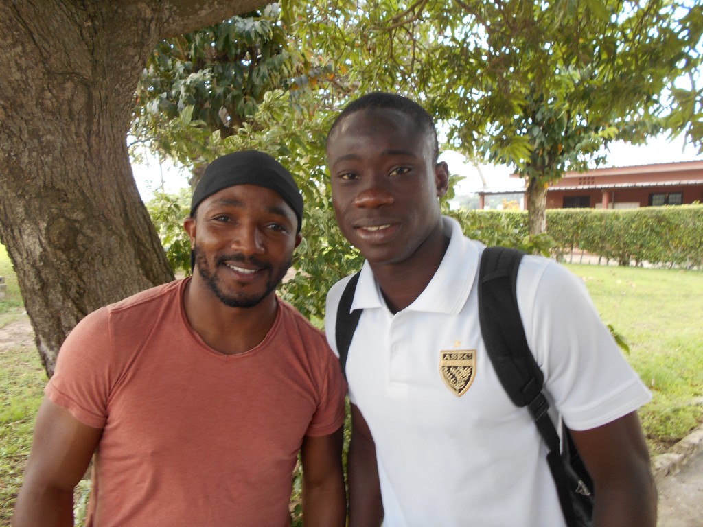 Le buteur Youssef Dao en compagnie de Baky Koné