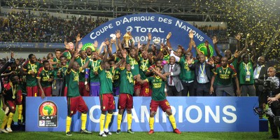 Les Lions Indomptables champions 2017 (photo cafonline) devront battre les Comores pour espérer défendre leur titre en 2019