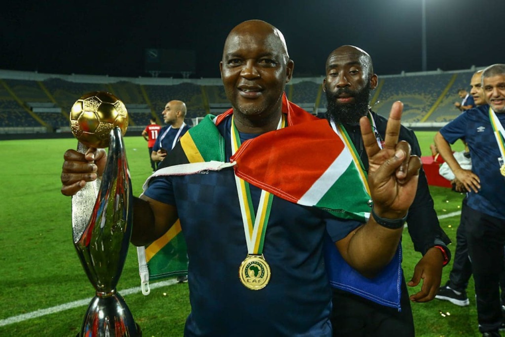  Pitso Mosimane : un doubl historique en LDC pour Mosimane  (2020 et 2021)