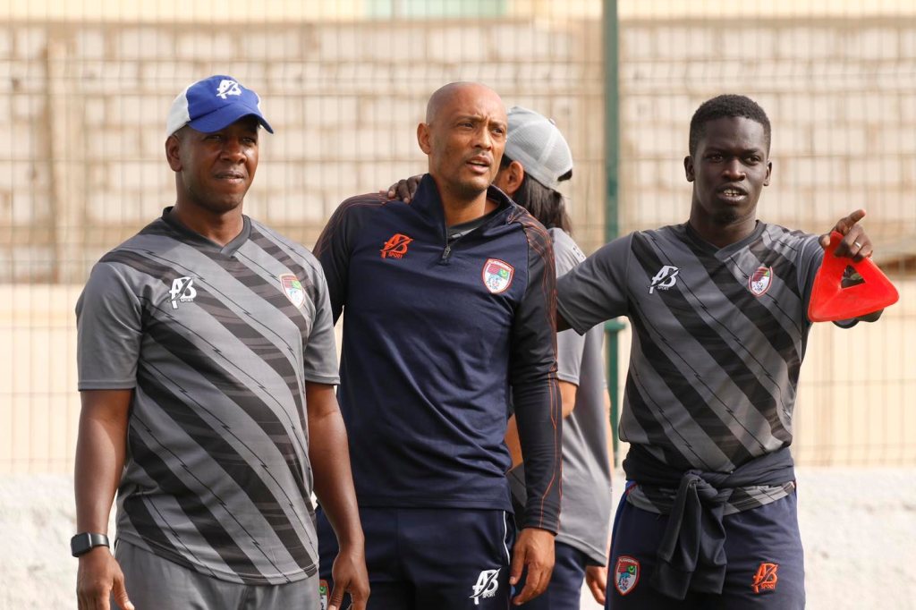 Amir Abou : de l'excellent travail sur le banc du Nouadhibou FC 
